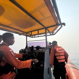 Hari Keempat Pencarian, Basarnas Kendari Sisir 42 Mil Laut Cari Kru MV LGH Prosper