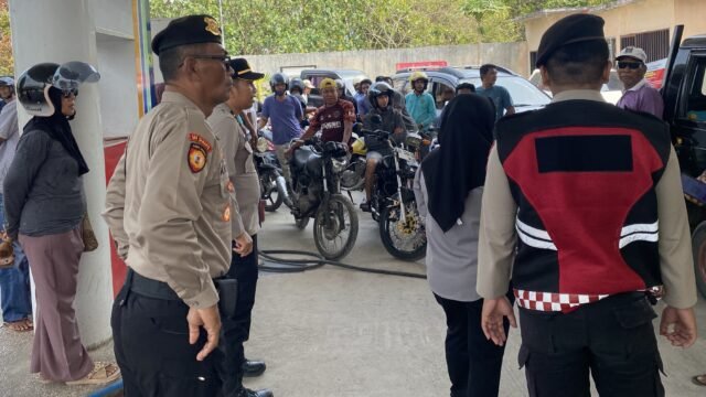 Polres Buton Utara Awasi Distribusi BBM di SPBU Wapala