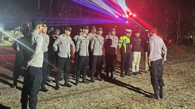 Polres Buton Utara Amankan Pesta Panen Desa Tatombuli, Warga Diimbau Jaga Kamtibmas